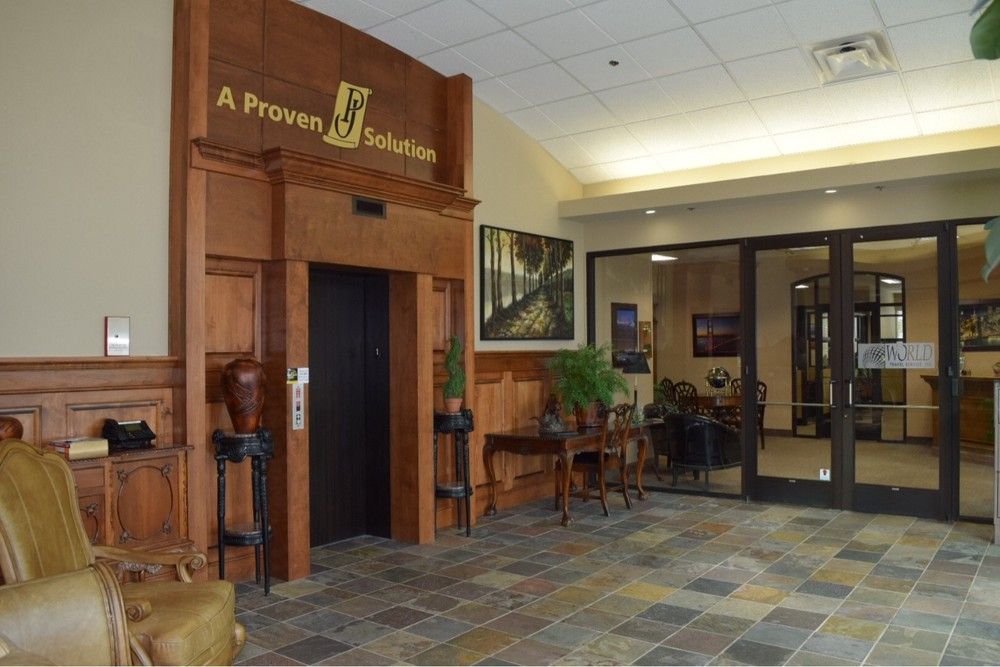 Parkside Drive Office Building: 10201 Parkside Drive, Knoxville, TN 37922